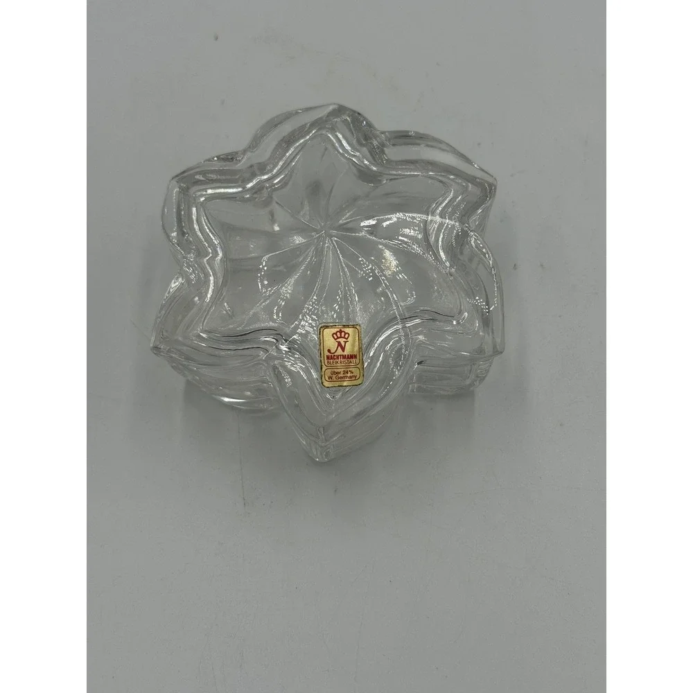 star shaped lead crystal (24%) Nachtmann Bleikristall trinket dish w/ lid